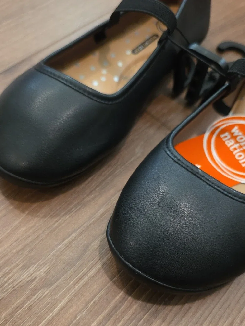 Girl's Wonder Nation Black Mary Jane Flats with Bow Accent. Size 1